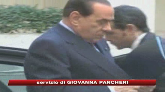 Berlusconi: D'Addario pagata. Lei ribatte: non è vero