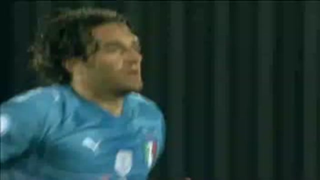 Inter e Milan su Luca Toni