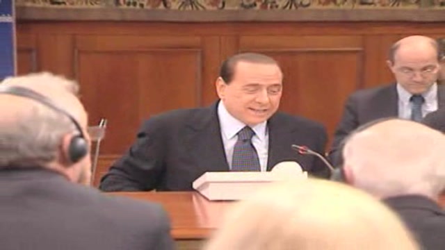 Crisi, Berlusconi: enti internazionali chiudano bocca