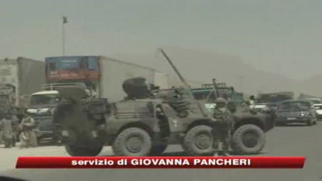 Afghanistan, kamikaze ferisce due militari italiani