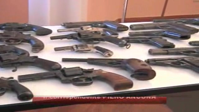 Bari, recuperate dalla polizia 27 pistole rubate 