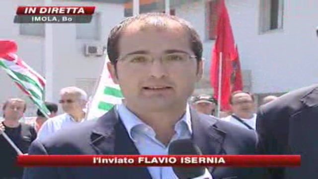 Fiat, proteste allo stabilimento Cnh di Imola