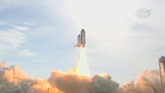 Shuttle Endeavour decollato verso la stazione spaziale