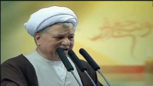 Iran, Rafsanjani sotto attacco: Sostiene sovversivi