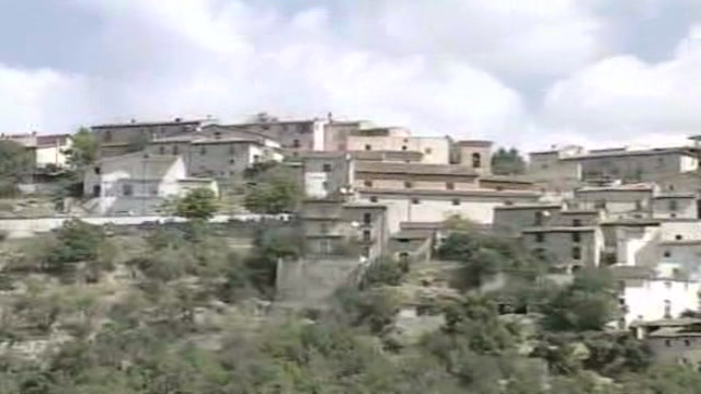 Abruzzo, la festa di San Rocco tra gli sfollati