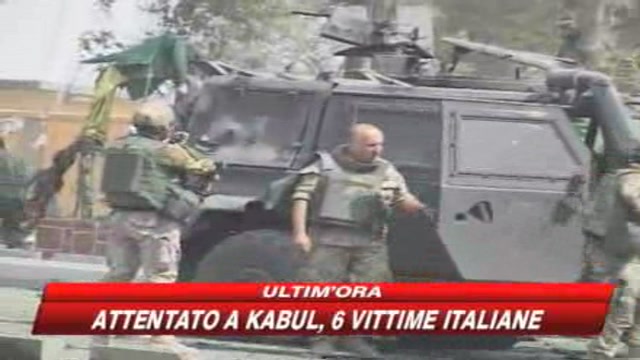 Kabul, colpiti due mezzi blindati italiani: 6 morti