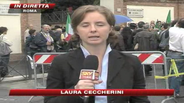 Aperta camera ardente, l'Italia omaggia morti di Kabul