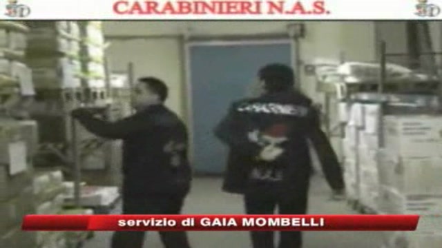 Milano, i Nas sequestrano tonnellate di cibo scaduto