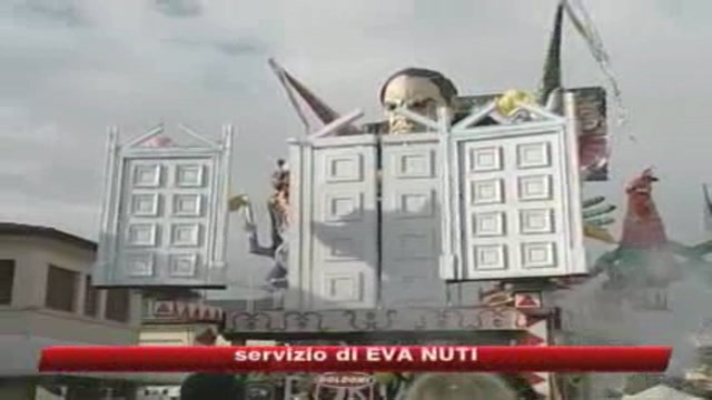 Viareggio, bocciati i carri su Berlusconi e la Lega