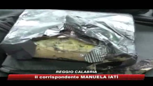 Gioia Tauro, Fiamme Gialle sequestrano 200 kg cocaina