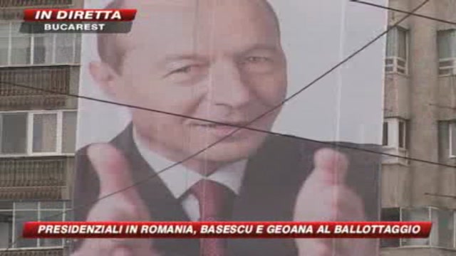 Elezioni Romania, è ballottaggio tra Basescu e Geoana