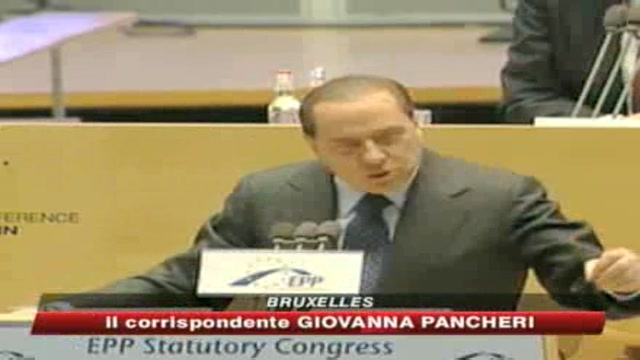 Berlusconi: io solo contro tutti