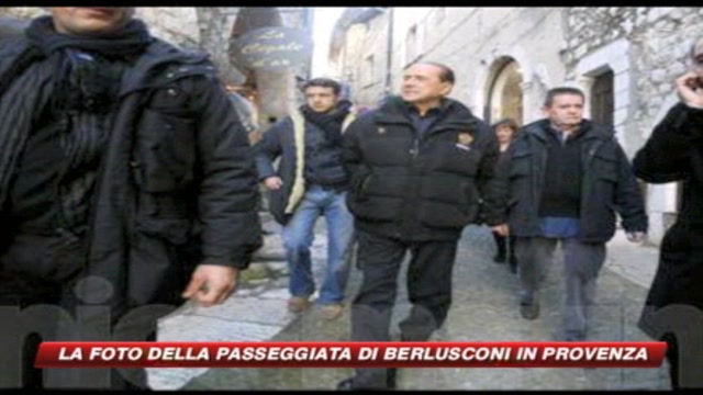 La prima foto di Berlusconi senza cerotti sul volto