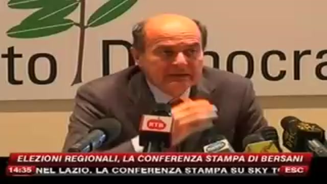 conferenza stampa bersani - primarie