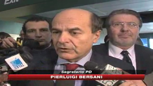 Bersani al premier: Si passa da un annuncio all'altro