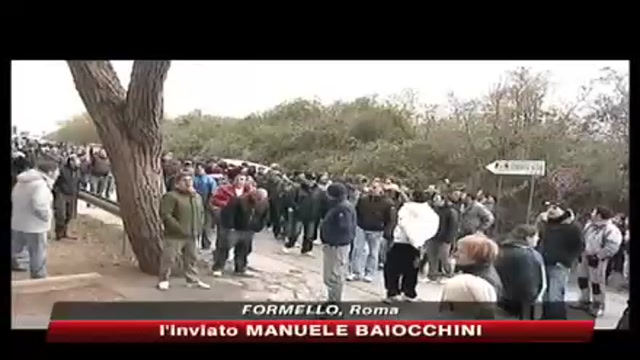Lazio assediata a Formello, scontri tra polizia e tifosi