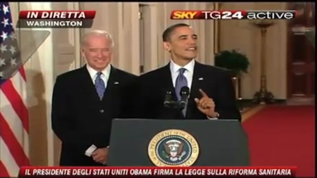 La firma di Obama per la legge sulla sanità (2/a parte)