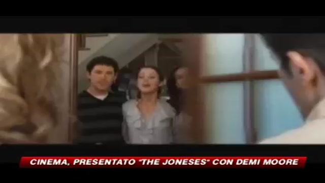Cinema, presentato The Jonases con Demi Moore