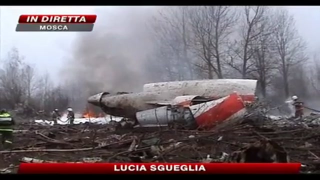 Russia, cade aereo presidente polacco: 96 morti