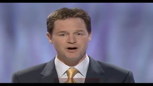 Clegg vince il duello TV in Gran Bretagna, faticano Brown e Cameron