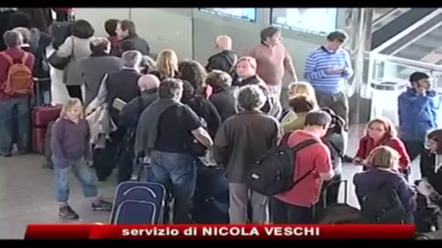 Caos aerei, stazione Roma Termini invasa dai passeggeri