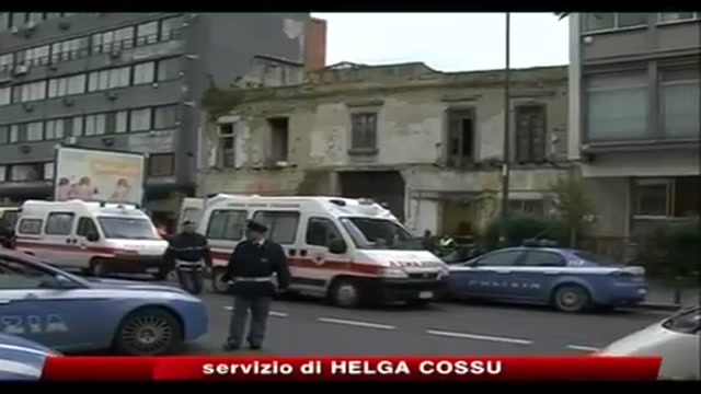 Napoli, crolla una palazzina, muore una donna polacca