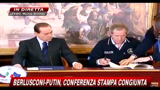 Firme accordi Berlusconi-Putin