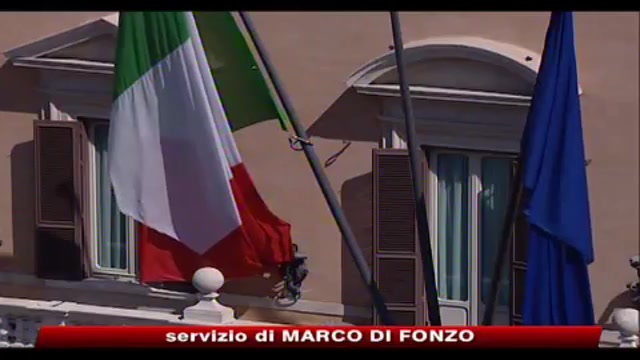 Berlusconi: grazie a unità PDL governo forte contro la crisi