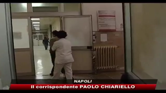 Si blocca un ascensore in ospedale a Napoli, muore un neonato