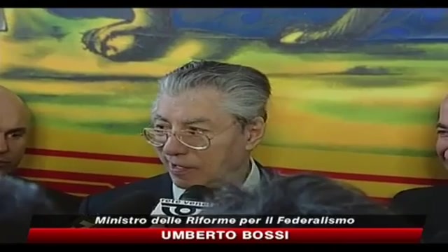Udc, Bossi: governo tiene se tiene la Lega