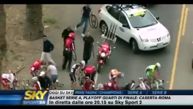 Lance Armstrong ferito al Giro della California