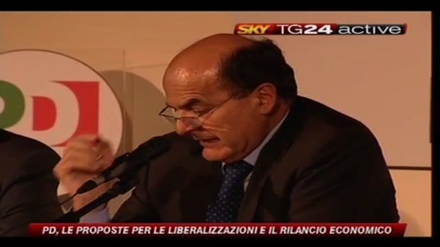 2- Bersani, conferenza stampa