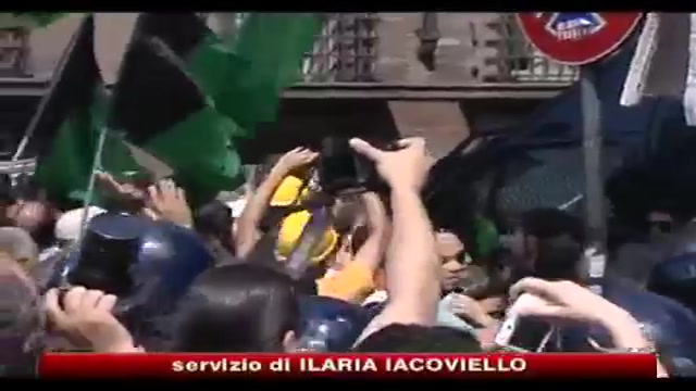 Roma, aquilani in piazza chiedono lavoro e ricostruzione