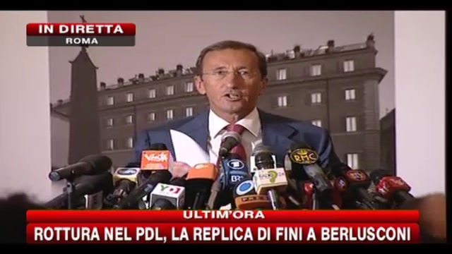 Rottura nel Pdl, la replica di Fini a Berlusconi