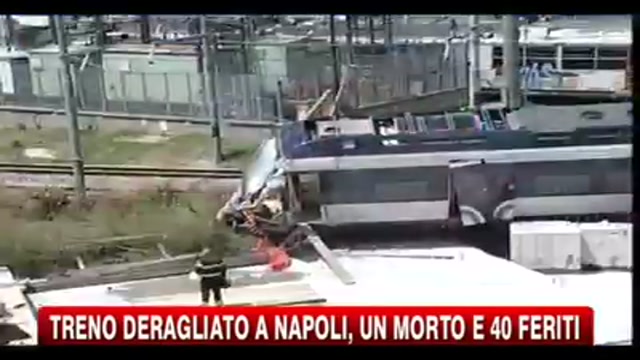 Treno deragliato a Napoli, un morto e 40 feriti