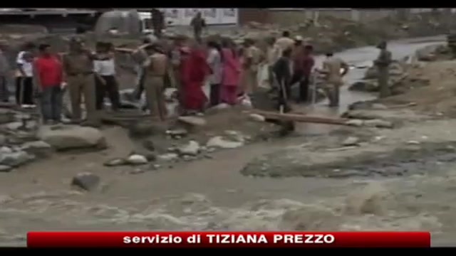 Alluvioni, circa 200 italiani bloccati in India
