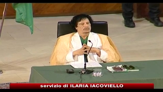 Inizia domenica la visita di Gheddafi in Italia