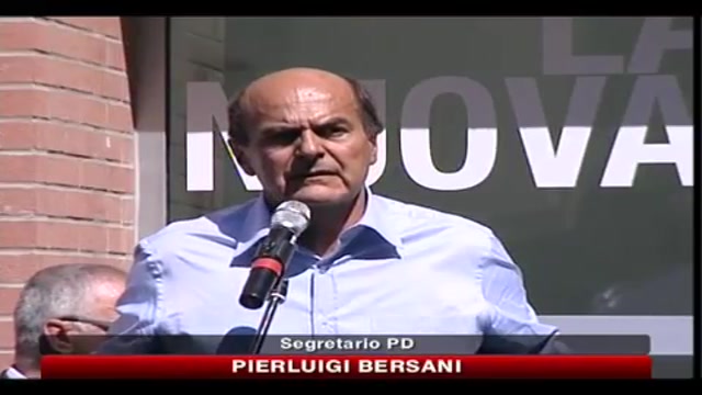 Bersani: Berlusconismo fa regredire politica a fogna