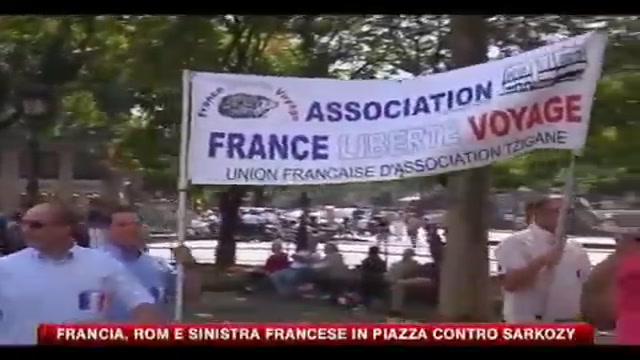 Rom e sinistra francese in piazza contro Sarkozy