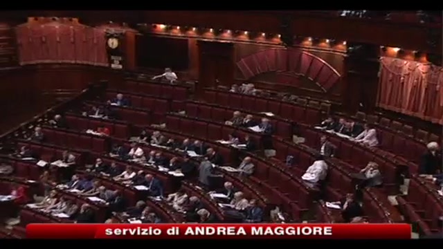 Dimissioni Fini, Bersani: Istituzioni non sono a disposizione di Berlusconi
