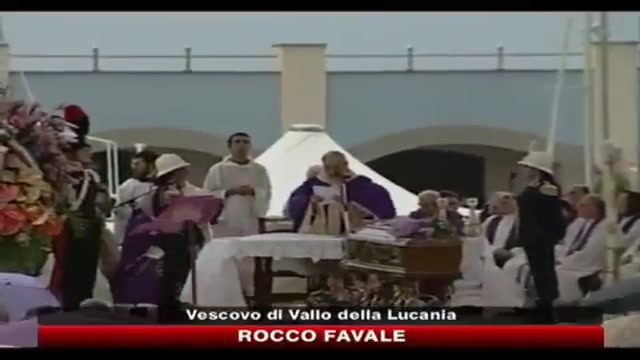Omicidio Pollica: intervento del Vescovo Favale al funerale