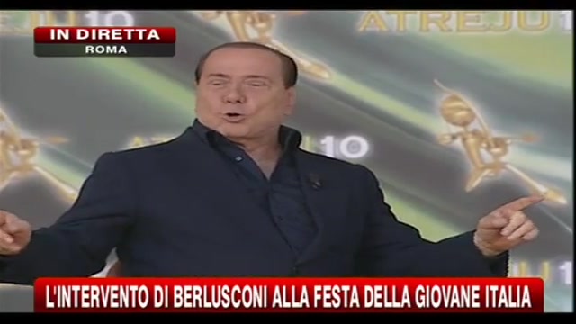 1- Berlusconi: Giorgia, tu abbracci i ragazzi, io le ragazze