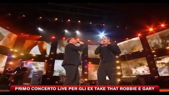 Primo concerto live per gli ex Take That Robbie e Gary