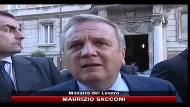 Attacchi sede Cisl, parla Sacconi