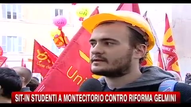 Sit-in studenti a Montecitorio contro riforma Gelmini