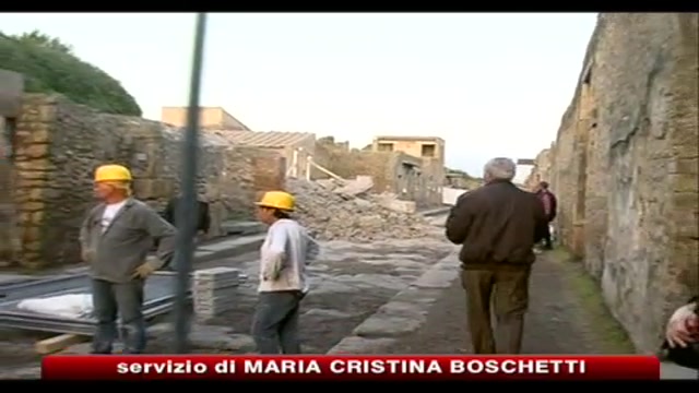 Crollo Domus a Pompei, Napolitano- una vergogna