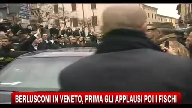 Berlusconi in Veneto, prima gli applausi poi i fischi