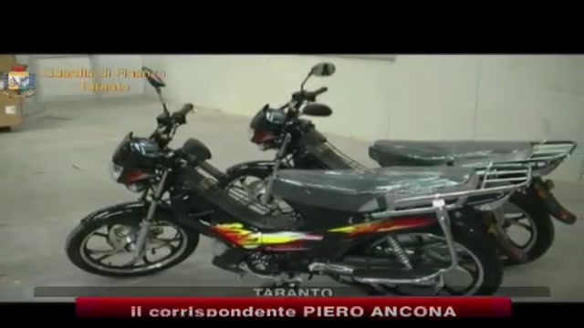 Taranto, sequestrati falsi scooter giapponesi made in china