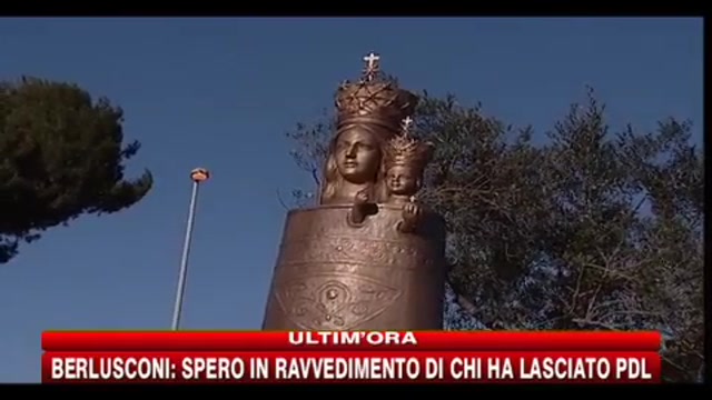 Inaugurata a Fiumicino una statua della Vergine bendetta dal papa