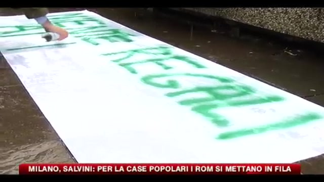 Milano, Salvini: per le case popolari i rom si mettano in fila